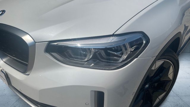 BMW iX3 Impressive Aut. + Tetto Immagine 4