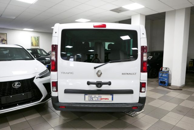 RENAULT Trafic T29 1.6 dCi 125CV Lungo Zen Heavy 9 Posti + IVA Immagine 4