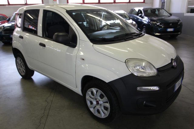 FIAT Panda 0.9 TwinAir Turbo Natural Power Pop Van 2 posti Immagine 2