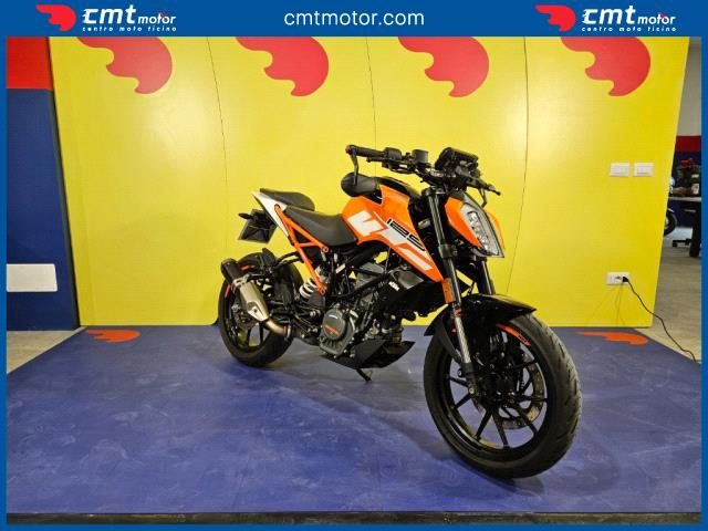 KTM 125 Duke Garantita e Finanziabile Immagine 2