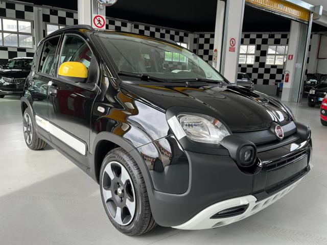 FIAT Panda 1.0 FireFly Hybrid Pandina CROSS con "PANERO PLUS" Immagine 0