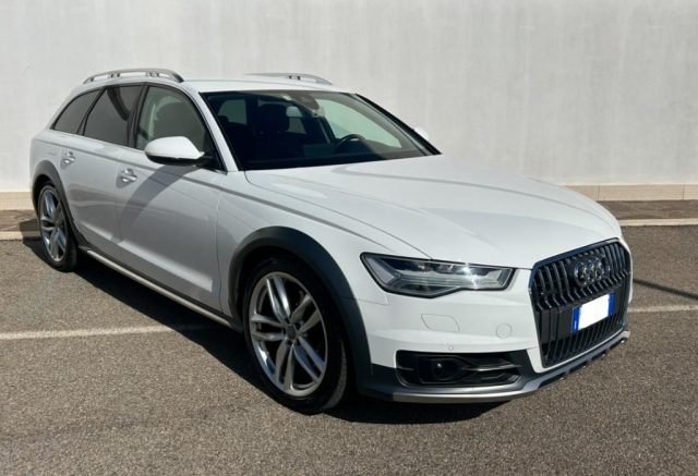 AUDI A6 allroad 3.0 TDI 218 CV S tronic Business Immagine 1