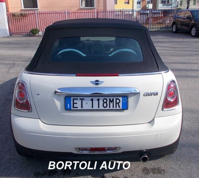 MINI Mini 1.6 16v COOPER CABRIO IDONEA PER NEOPATENTATI Immagine 4