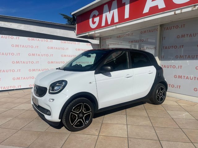 SMART ForFour 0.9 90CV URBAN PACK LED TETTO PANORAMA Immagine 3