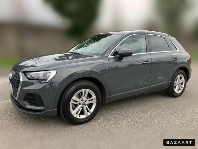 AUDI Q3 2.0 TDI 150 CV S tronic Business Immagine 0