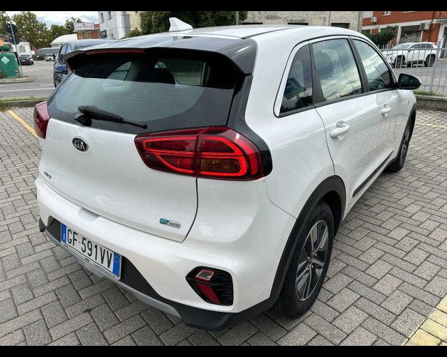 KIA Niro 1.6 GDi DCT HEV Style Immagine 4