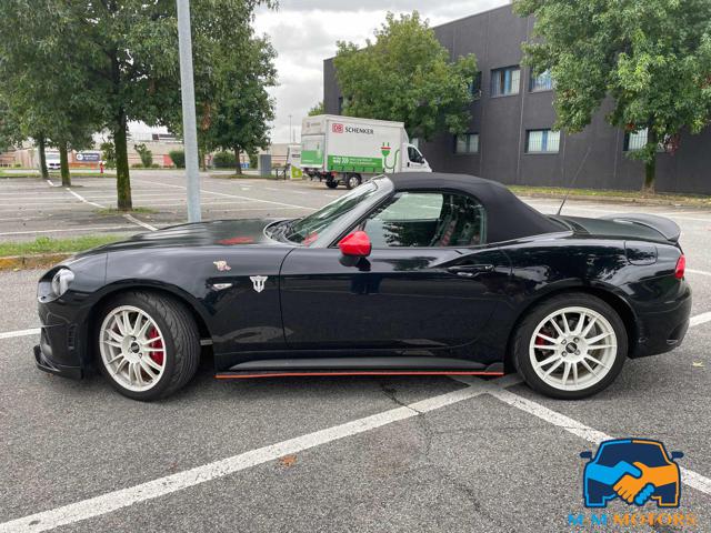 ABARTH 124 Spider 1.4 Turbo MultiAir 170 CV Immagine 4