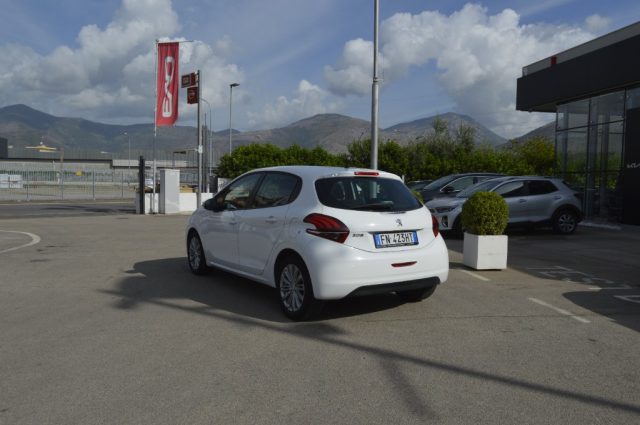 PEUGEOT 208 BlueHDi 100 5 porte Allure Immagine 4