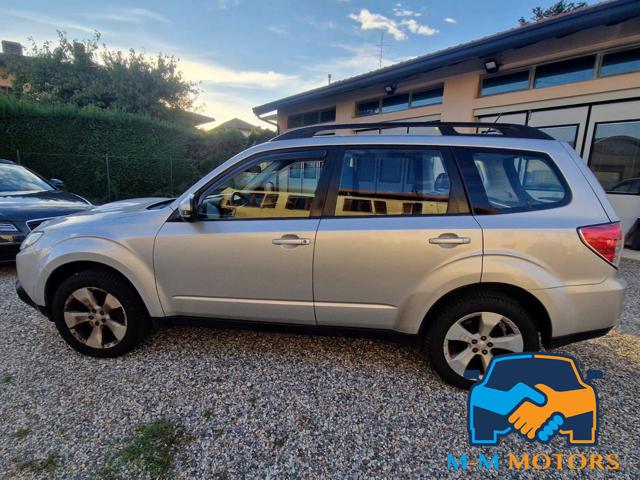 SUBARU Forester 2.0D X Comfort * UNICO PROPRIETARIO* Immagine 3