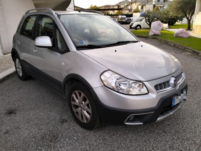 FIAT Sedici 1.6 16V 4x2 Emotion Immagine 1