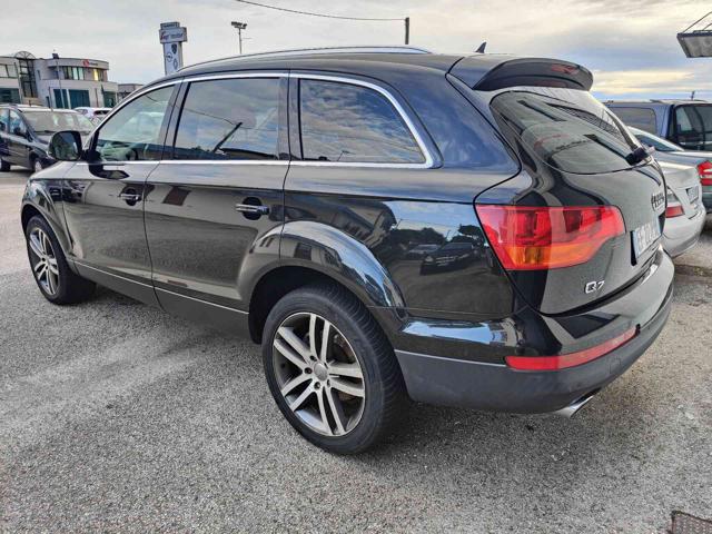 AUDI Q7 3.0 V6 TDI 233CV quattro tiptronic Immagine 3