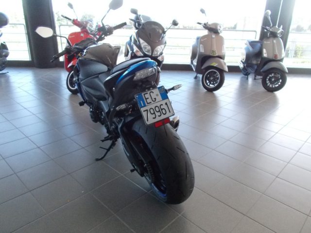 SUZUKI GSX S 1000 ABS Immagine 3