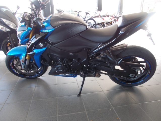 SUZUKI GSX S 1000 ABS Immagine 4