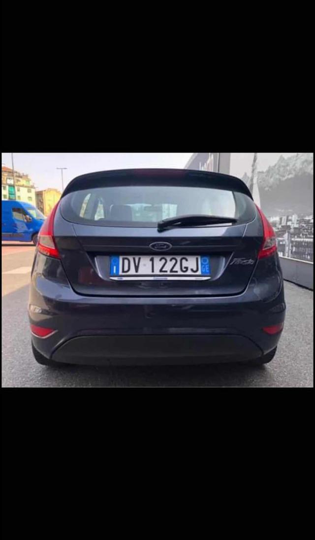 FORD Fiesta + 1.2 82CV 3 porte Immagine 3