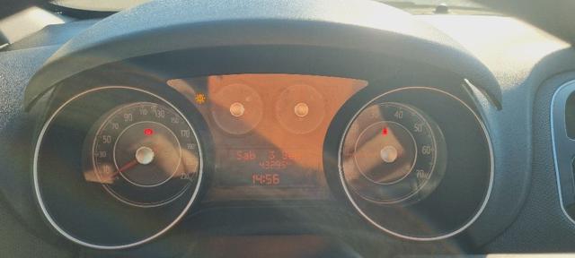 FIAT Punto 1.2 8V 5 porte Street Immagine 4