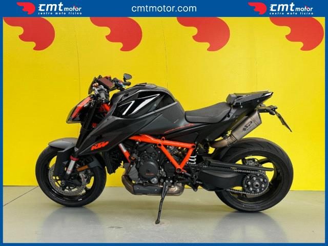 KTM 1290 Super Duke R Garantita e Finanziabile Immagine 2