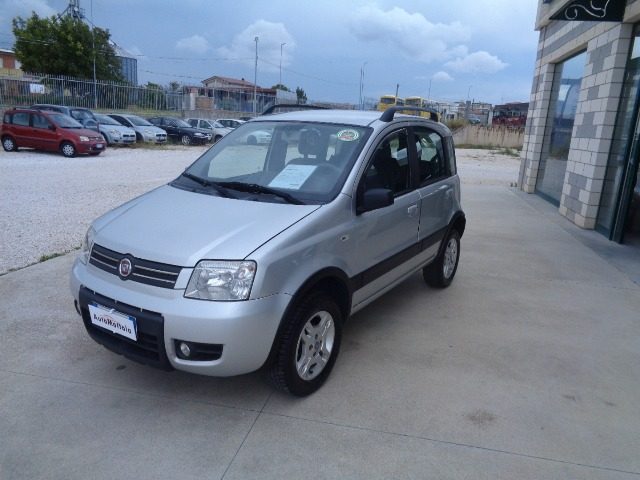 FIAT Panda 1.2 4x4 Climbing Immagine 2