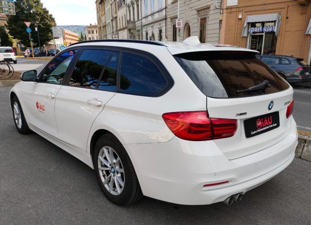 BMW 320 d xDrive Touring Business Advantage Immagine 4