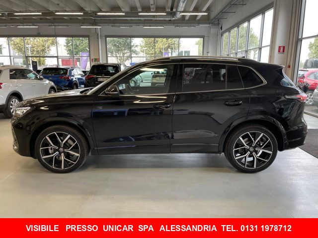 VOLKSWAGEN Tiguan 2.000 TURBODIESEL 150cv DSG "R-LINE" AZIENDALE! Immagine 3