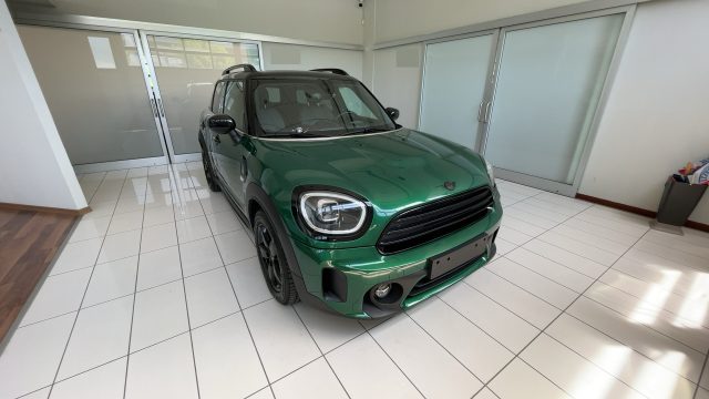 MINI Mini 2.0 Cooper D Essential Countryman Immagine 2