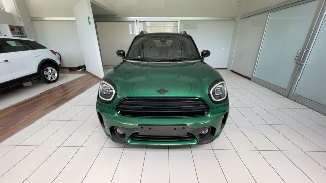 MINI Mini 2.0 Cooper D Essential Countryman Immagine 1