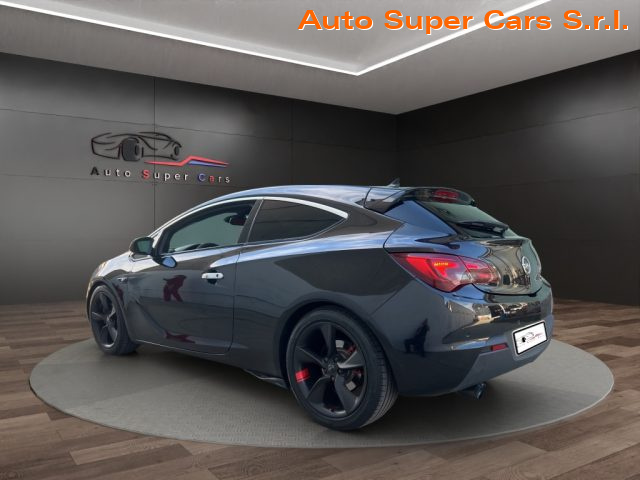 OPEL Astra GTC 1.6 T 16V 3 porte Cosmo S Immagine 2