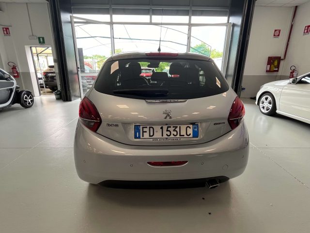 PEUGEOT 208 208 5p 1.2 puretech t GT Line s Immagine 4