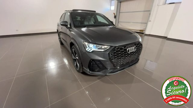 AUDI Q3 SPB 35 TDI S tronic Identity Black + Tetto Immagine 1