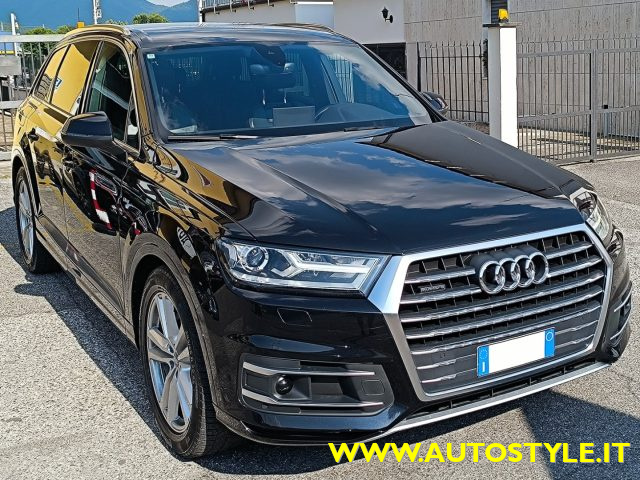 AUDI Q7 3.0TDI 218Cv 7Posti S-LINE QUATTRO TIPTRONIC 4x4 Immagine 3