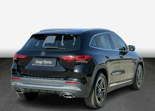 MERCEDES-BENZ GLA 220 d Automatic 4Matic Premium Amg Immagine 2