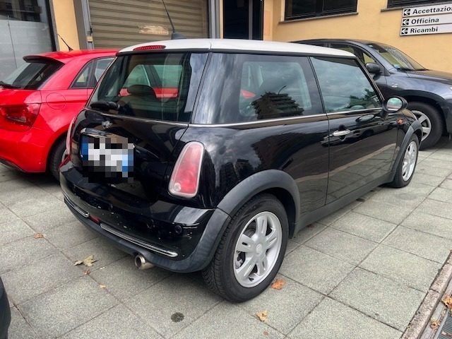 MINI Cooper 1.6 16V Cooper Immagine 2