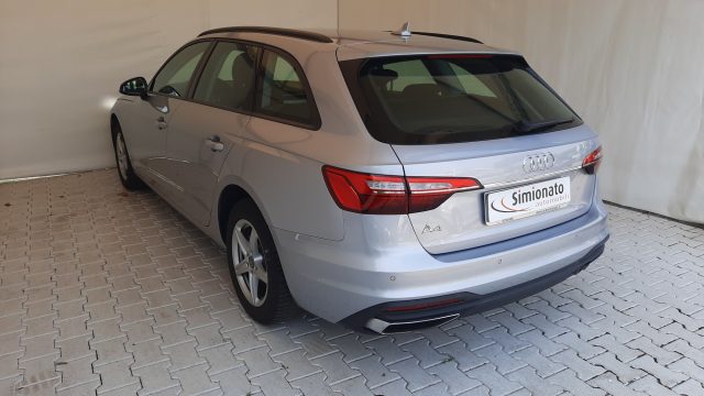 AUDI A4 Avant 35 TDI/163 CV S tronic Business Immagine 3