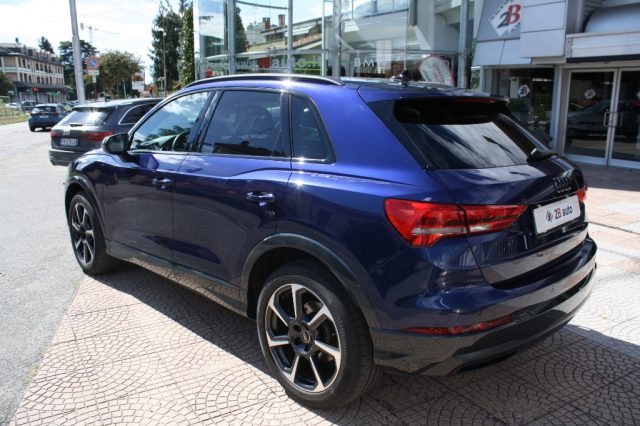 AUDI Q3 35 TDI S tronic Identity Black Immagine 2