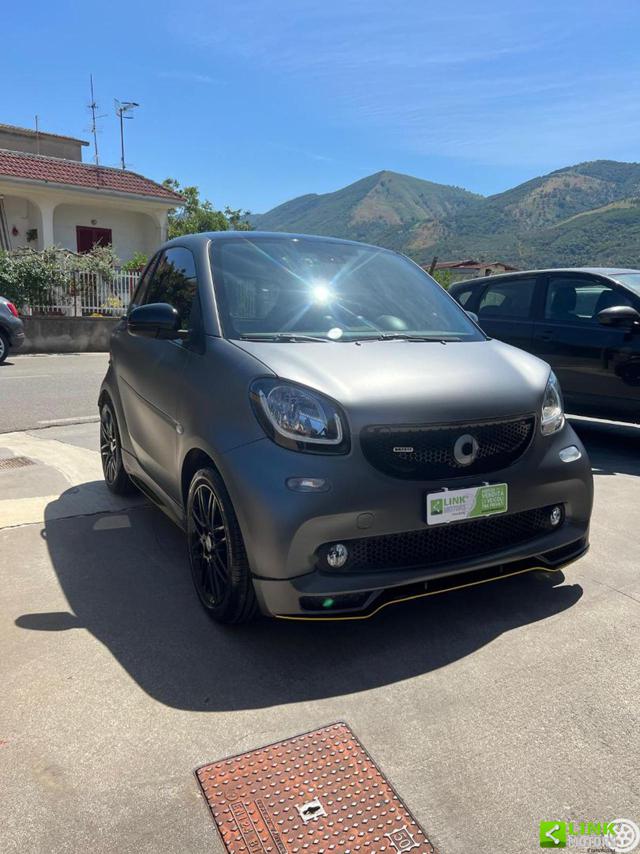 SMART ForTwo BRABUS 0.9 Turbo twinamic Xclusive Immagine 1