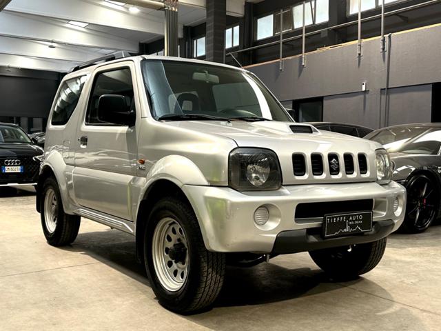 SUZUKI Jimny 1.5 DDiS cat 4WD Immagine 3