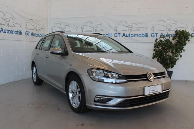 VOLKSWAGEN Golf Variant Argento metallizzato