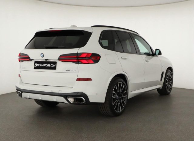 BMW X5 XDRIVE30D XDRIVE MY2024 FACELIFT Immagine 1