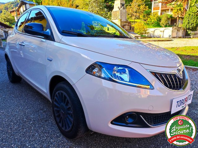 LANCIA Ypsilon 1.0 FireFly 5P Hybrid Ecochic Silver Immagine 0