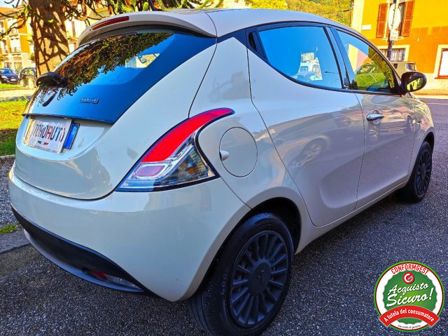 LANCIA Ypsilon 1.0 FireFly 5P Hybrid Ecochic Silver Immagine 3