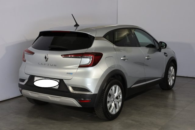 RENAULT Captur Mild Hybrid 140 CV Intens AUTOMATICO Immagine 3