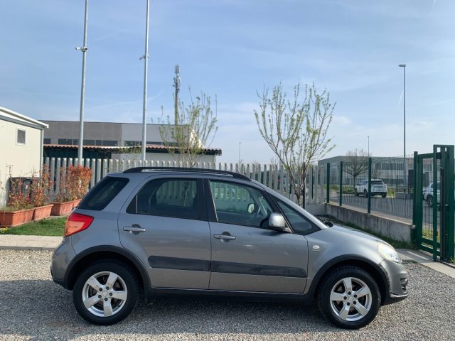 SUZUKI SX4 2.0 DDiS 16V 4WD Outdoor Line GLX Immagine 3