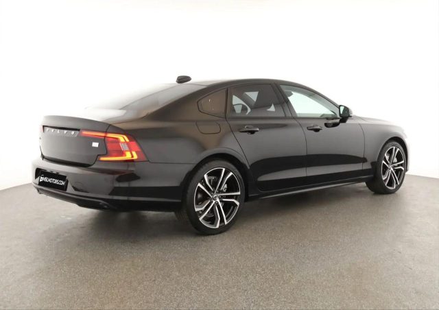 VOLVO S90 T8 AWD PLUG-IN HYBRID AUTO ULTIMATE DARK Immagine 1