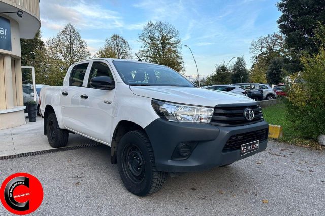 TOYOTA Hilux 2.4 D-4D 4WD 4 porte Double Cab Comfort Immagine 1