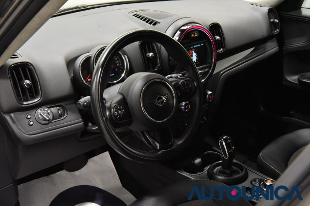 MINI Countryman 2.0 COOPER D BUSINESS AUTOMATICA FARI LED Immagine 2