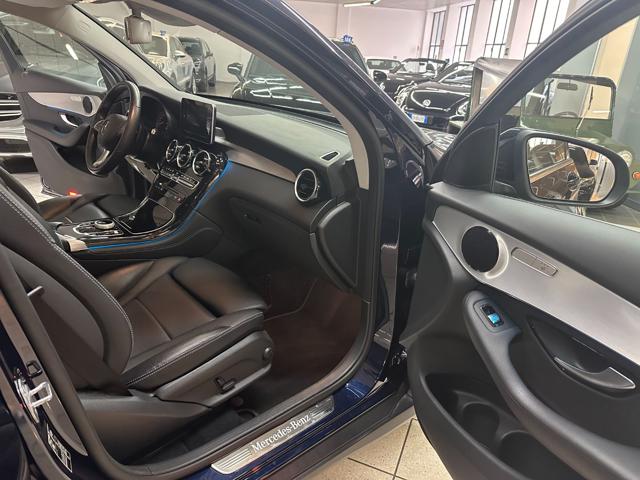 MERCEDES-BENZ GLC 220 d 4Matic Coupé Exclusive Immagine 3