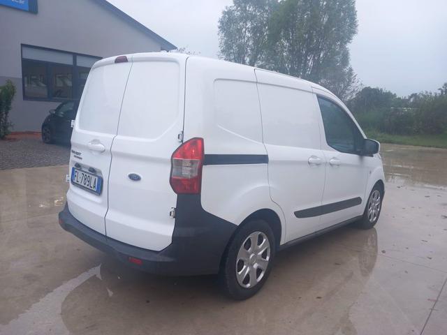 FORD Transit Courier 1.5 TDCi 95CV Van Entry Immagine 2