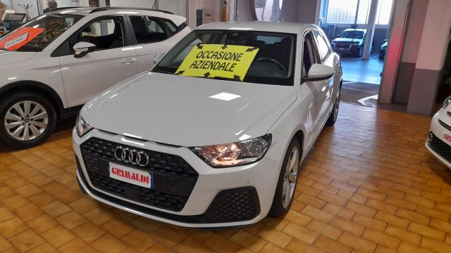 AUDI A1 Sportback 35 TFSI S tronic Immagine 2