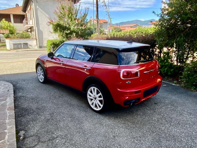 MINI Cooper Clubman 1.5 Hype Immagine 1