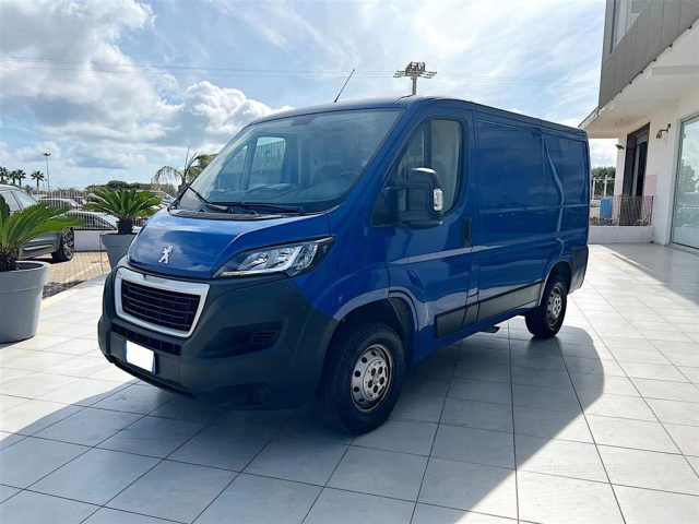 PEUGEOT Boxer 330 L1H1 Pro BlueHDi 140 Start&Stop Immagine 0