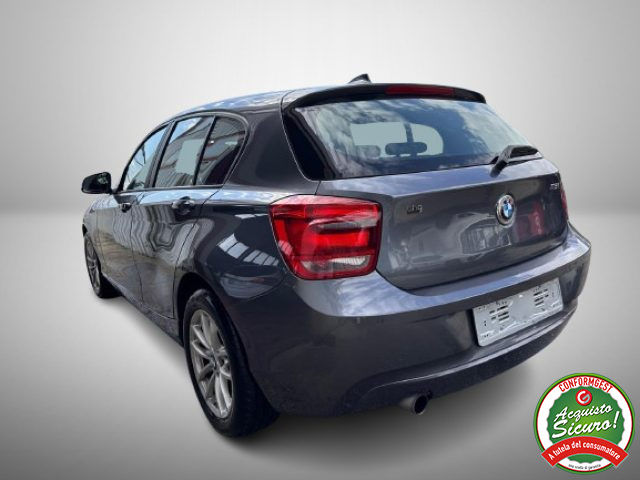 BMW 116 i 5p. Urban Immagine 2